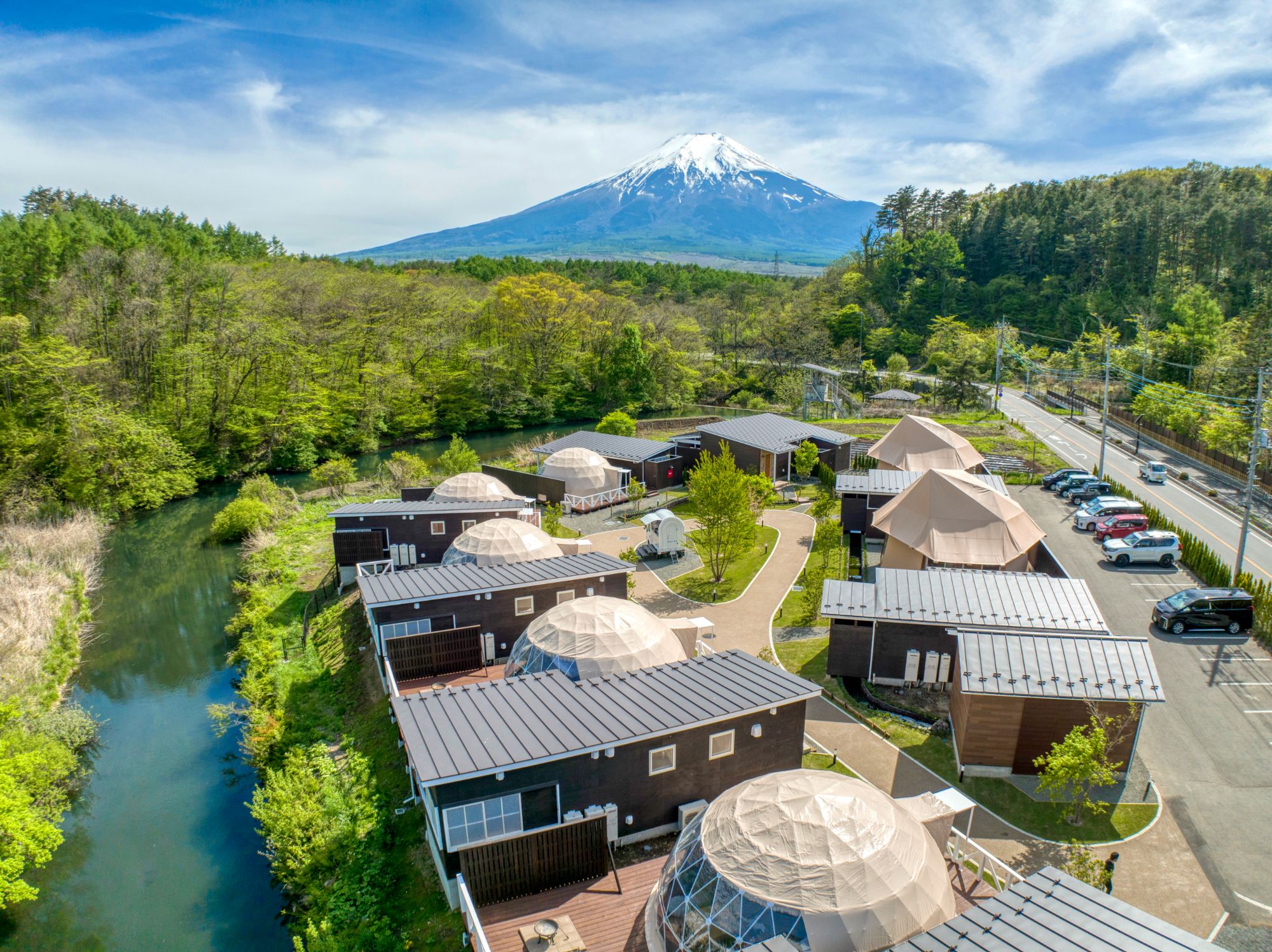グランドーム 富士忍野